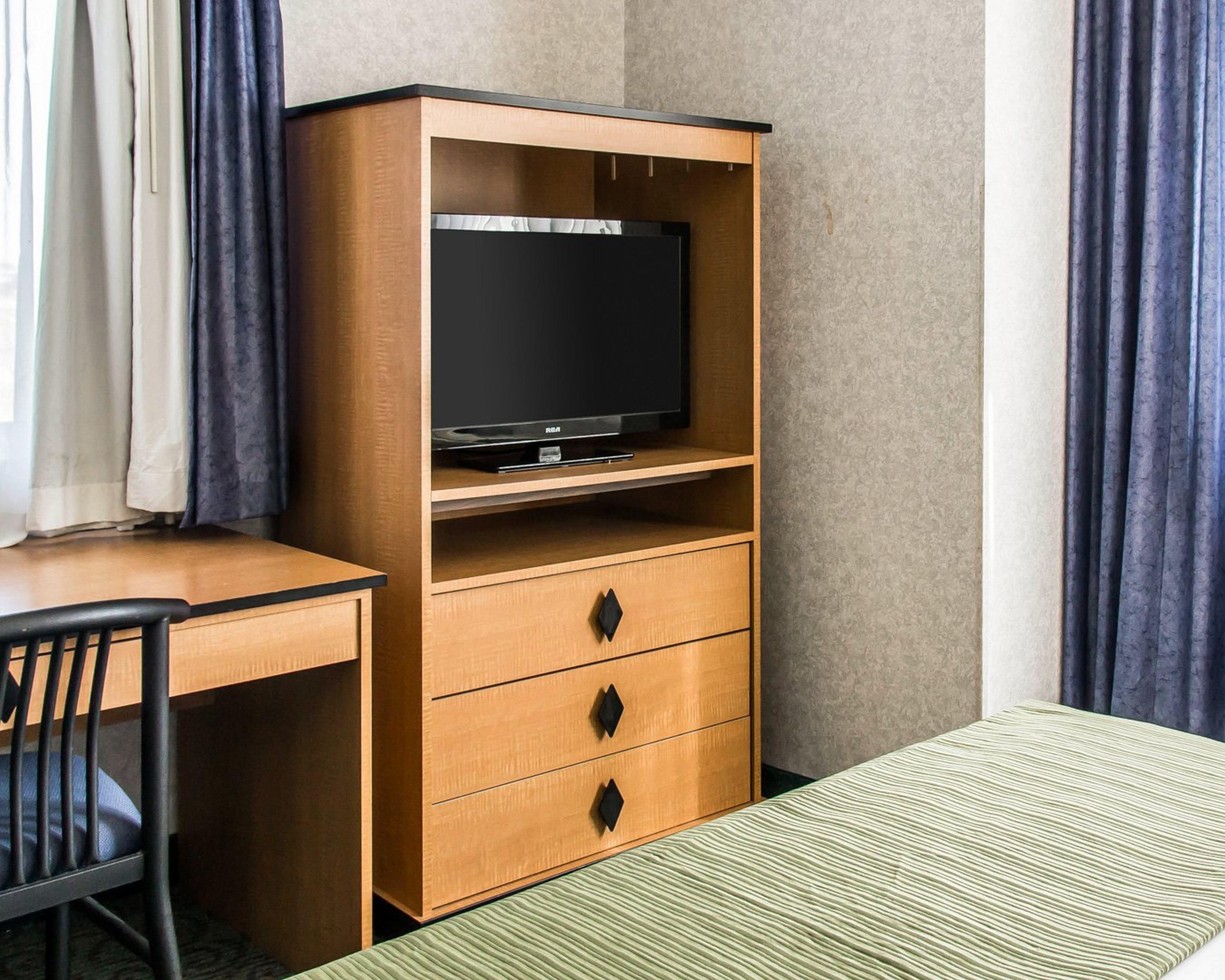 Quality Inn & Suites Denver Airport - Gateway Park Aurora Bagian luar foto