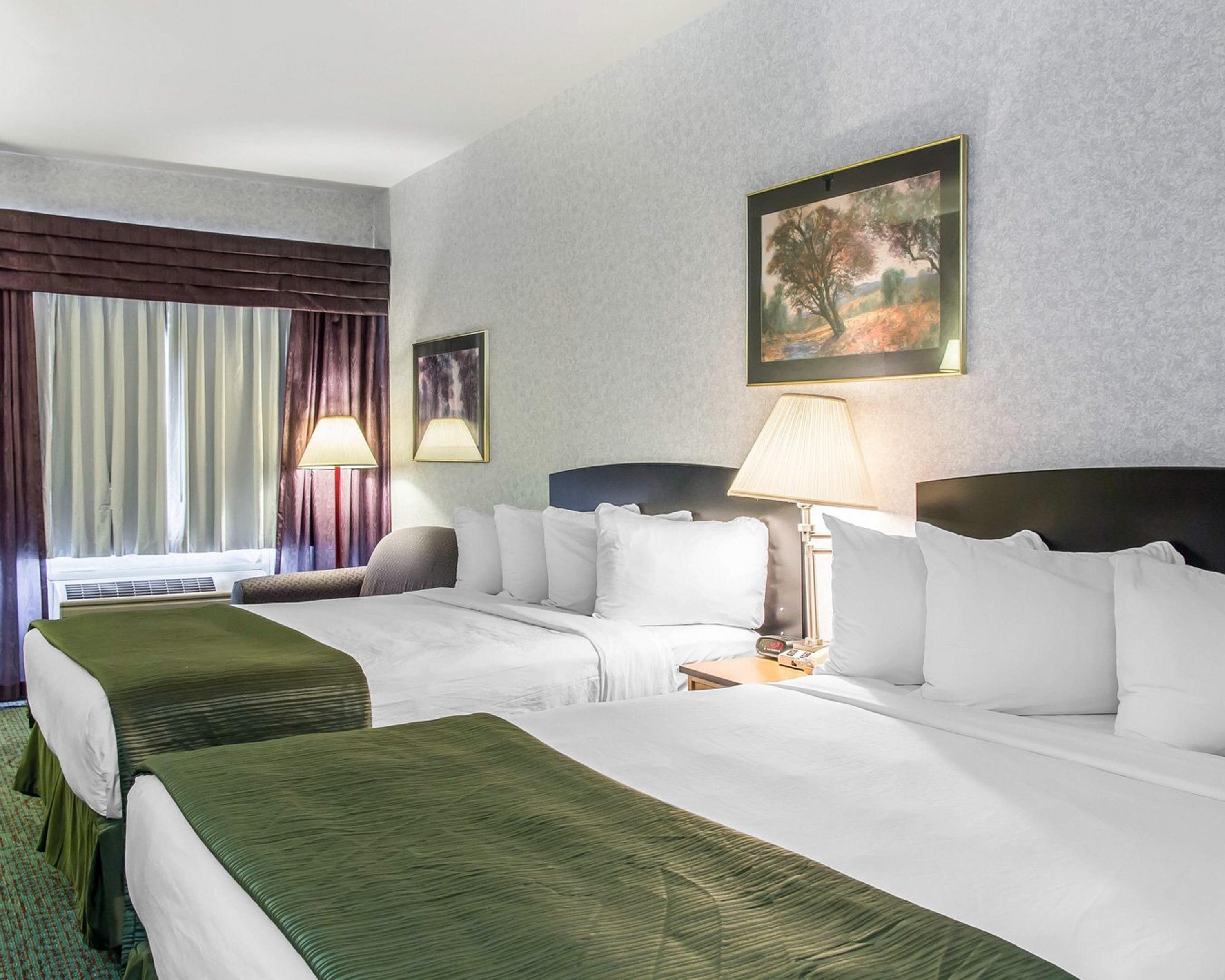 Quality Inn & Suites Denver Airport - Gateway Park Aurora Bagian luar foto